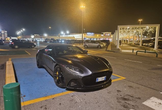 Aston Martin DBS Superleggera Volante