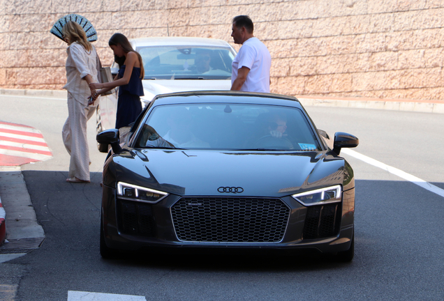 Audi R8 V10 Plus 2015