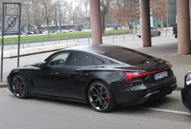 Audi RS E-Tron GT 2025