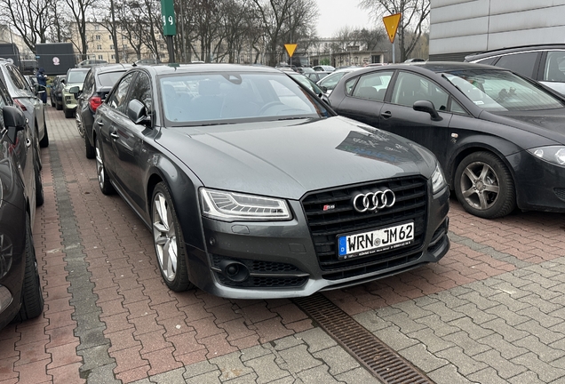 Audi S8 D4 Plus