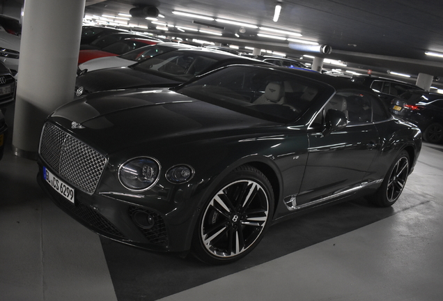 Bentley Continental GTC V8 2020