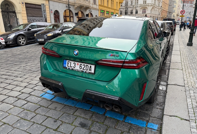 BMW M5 G90