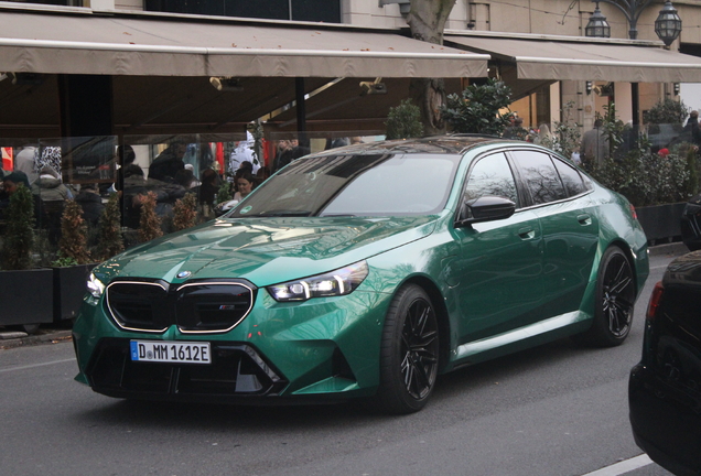 BMW M5 G90