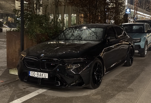 BMW M5 G90