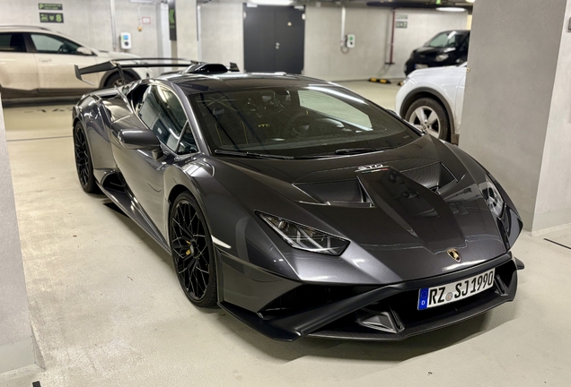 Lamborghini Huracán LP640-2 STO