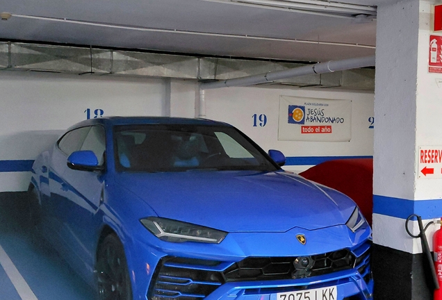 Lamborghini Urus