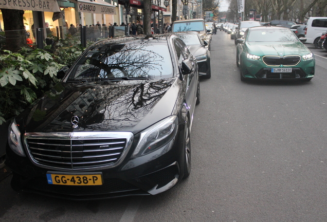 Mercedes-Benz S 63 AMG V222