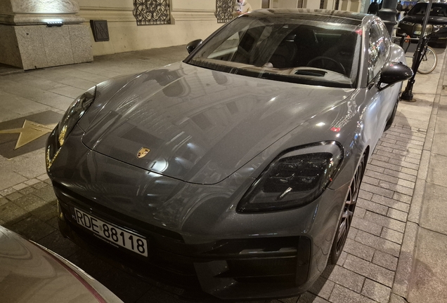 Porsche 972 Panamera GTS MkI