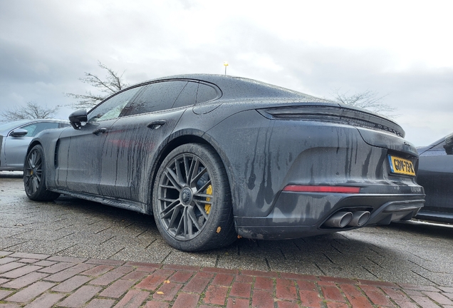 Porsche 972 Panamera Turbo E-Hybrid
