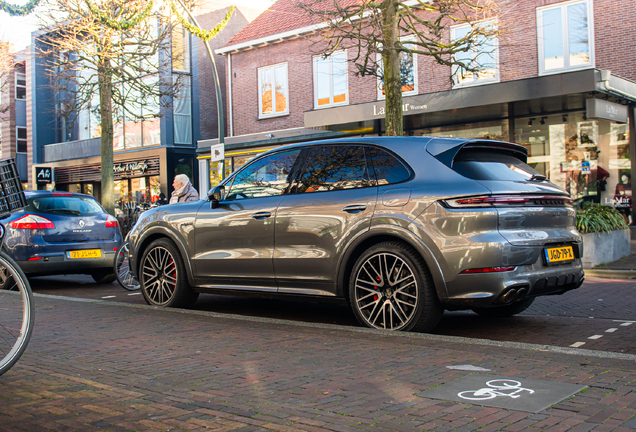 Porsche 9YA Cayenne Turbo E-Hybrid