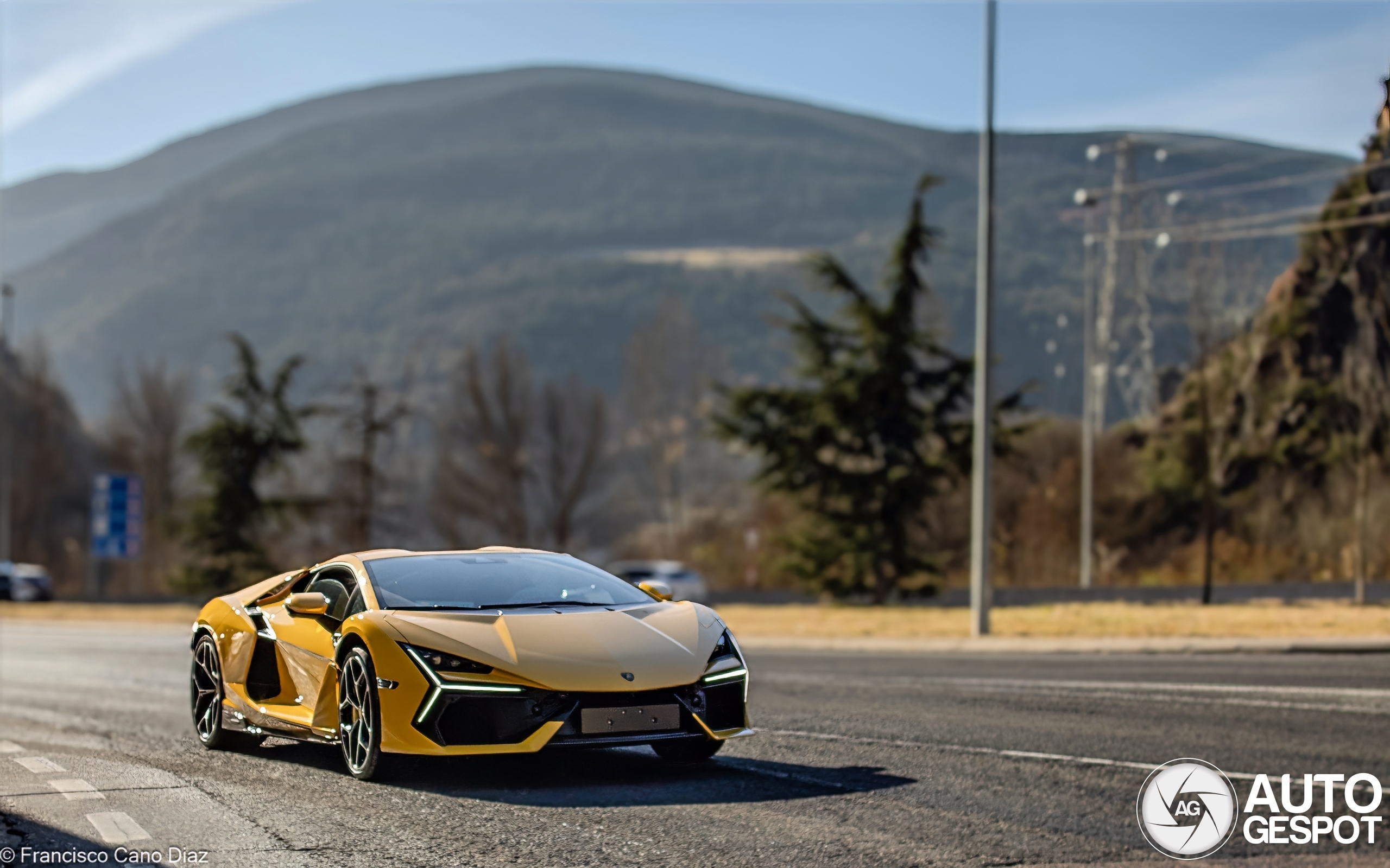 Lamborghini Revuelto