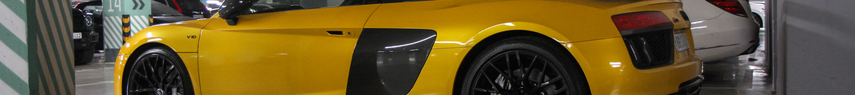Audi R8 V10 Plus 2015