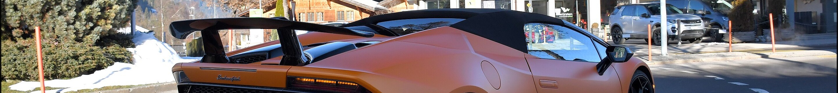 Lamborghini Huracán LP640-4 Performante Spyder