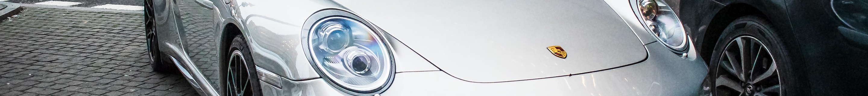 Porsche 997 Carrera GTS