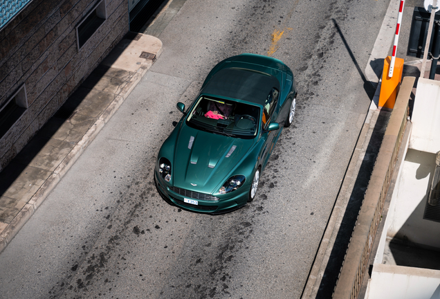 Aston Martin DBS Volante