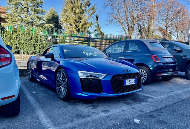 Audi R8 V10 2015