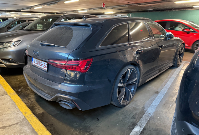 Audi RS6 Avant C8