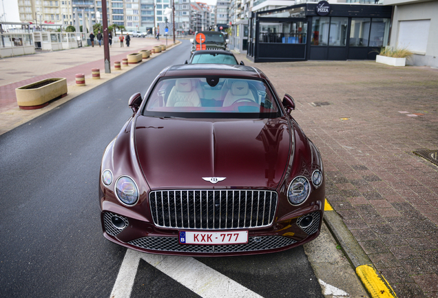 Bentley Continental GT V8 Azure 2024