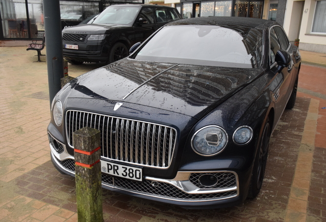 Bentley Flying Spur V8 2021