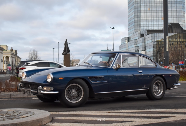 Ferrari 330 GT 2+2 Series II