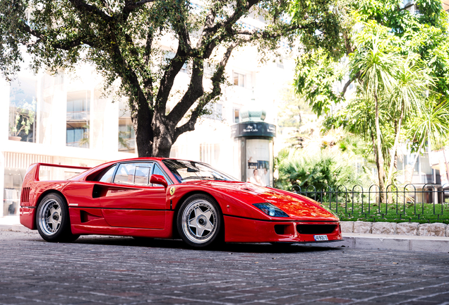 Ferrari F40