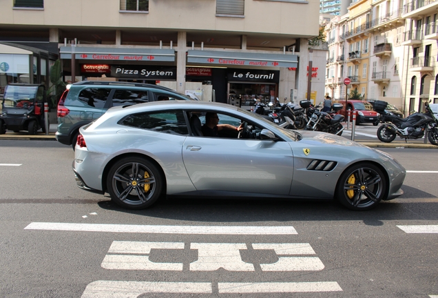 Ferrari GTC4Lusso T