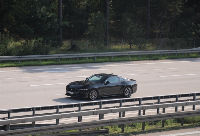 Ford Mustang GT 2024