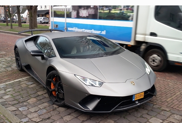 Lamborghini Huracán LP640-4 Performante