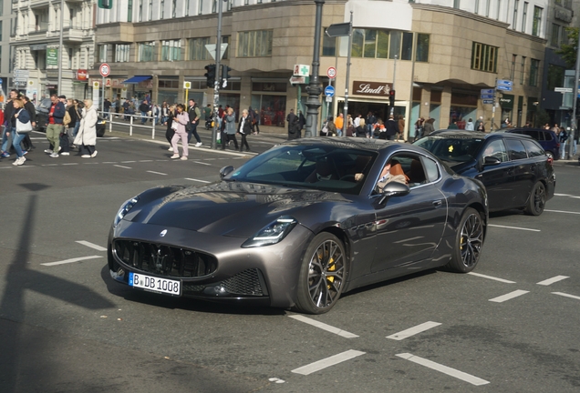 Maserati GranTurismo Modena 2023