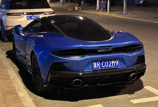 McLaren GT