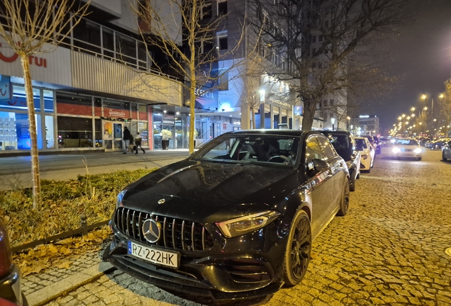 Mercedes-AMG A 45 S W177