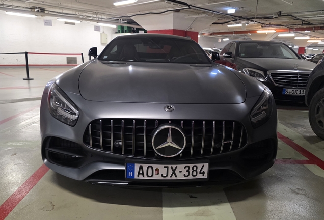 Mercedes-AMG GT C C190 2019