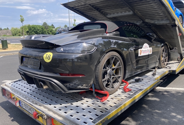 Porsche 718 Spyder RS