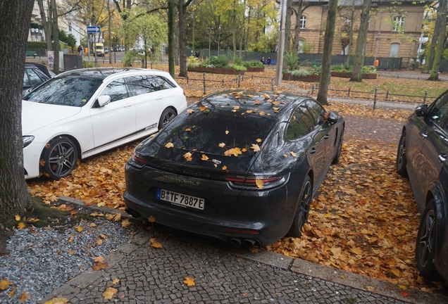 Porsche 971 Panamera Turbo S E-Hybrid MkI