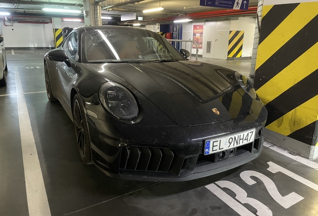 Porsche 992 Carrera 4 GTS MkII