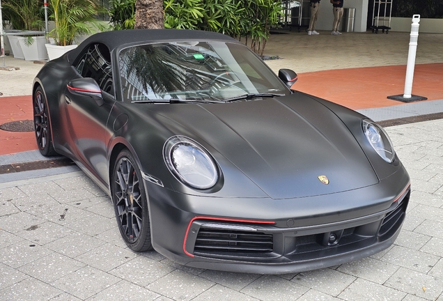 Porsche 992 Carrera 4S Cabriolet MkI