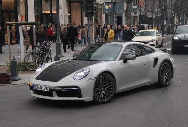 Porsche 992 Turbo MkI