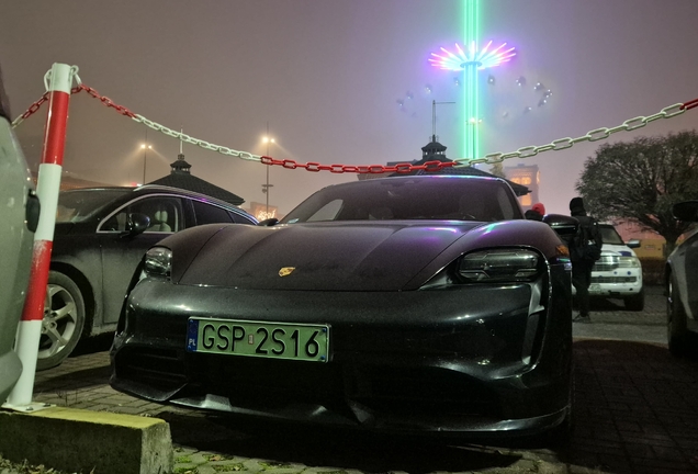 Porsche Taycan Turbo