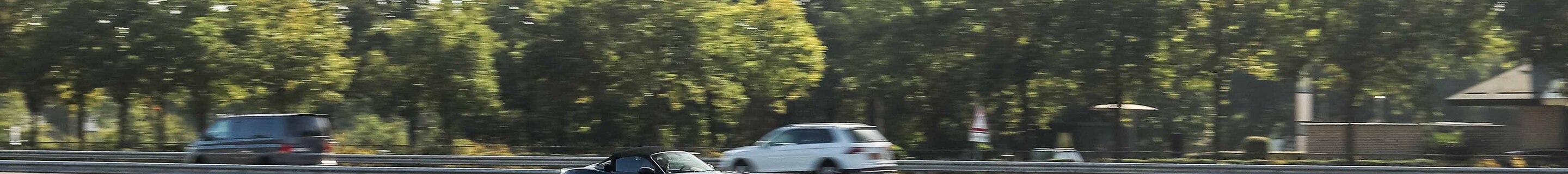 Porsche 718 Spyder RS Weissach Package