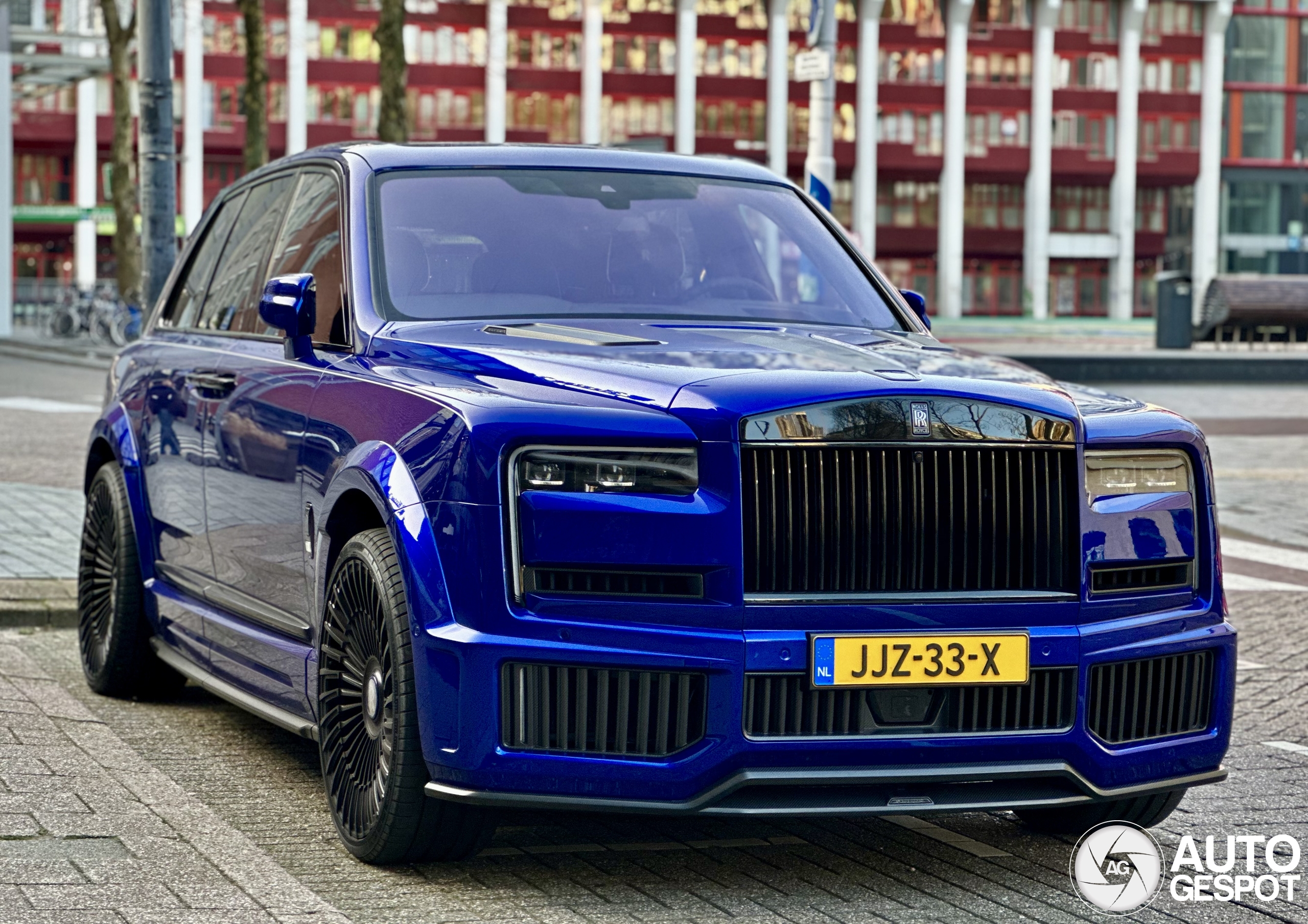 Ultra dikke primeur: Rolls-Royce Cullinan Series II Urban Automotive Widetrack