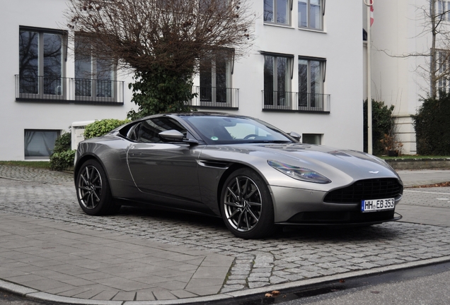 Aston Martin DB11