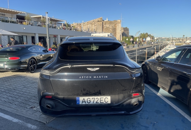 Aston Martin DBX