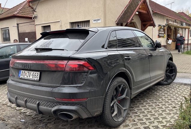 Audi RS Q8 2024
