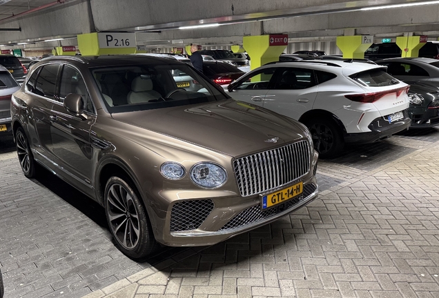 Bentley Bentayga Hybrid Azure 2024