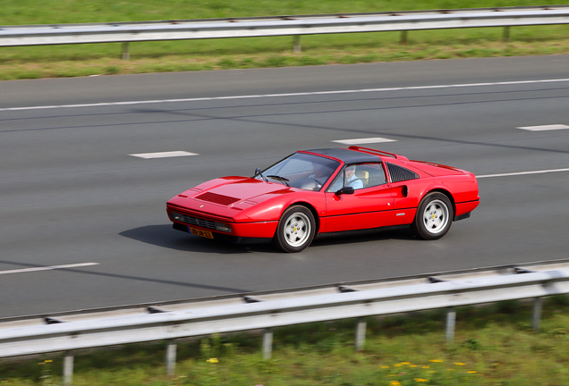 Ferrari 328 GTS