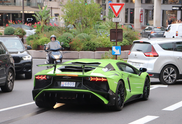 Lamborghini Aventador LP750-4 SuperVeloce