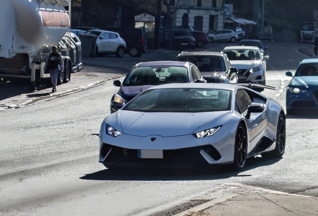 Lamborghini Huracán LP640-4 Performante