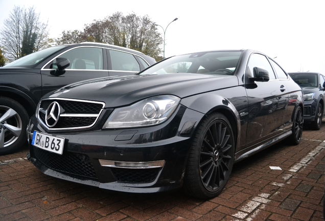 Mercedes-Benz C 63 AMG Coupé