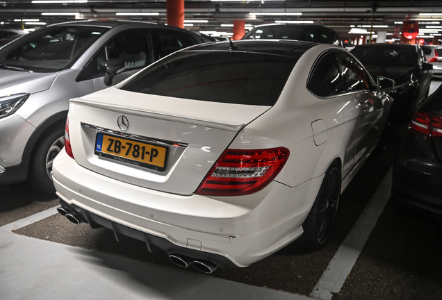 Mercedes-Benz C 63 AMG Coupé