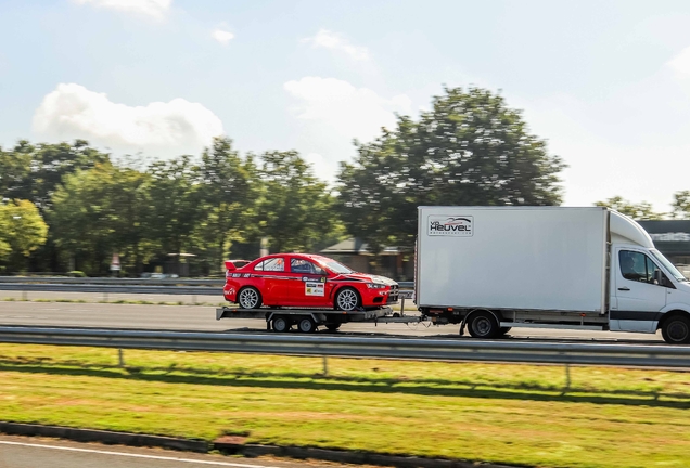 Mitsubishi Lancer Evolution X R4